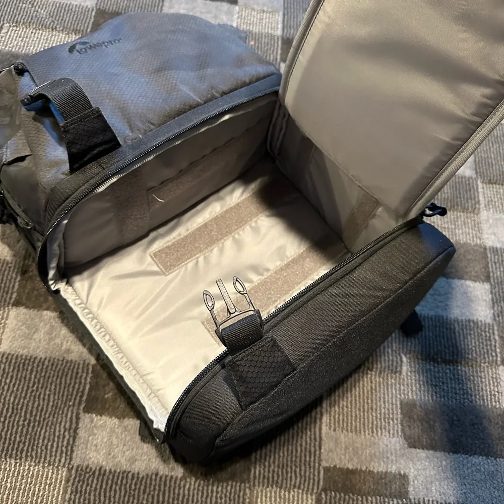 Lowepro camera bag - never used